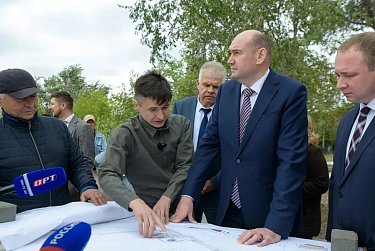В Новотроицке проходит реконструкция сразу нескольких общественных пространств